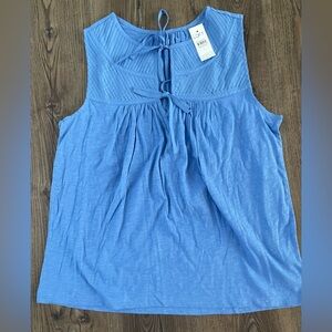 New Women’s Loft Top